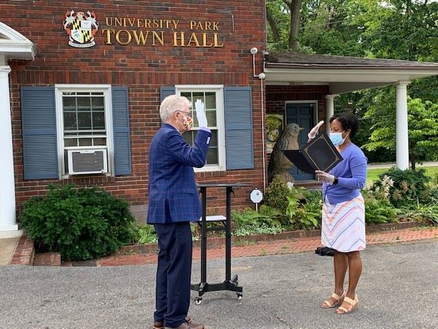 1 20 06 15 Mayor Swearing in